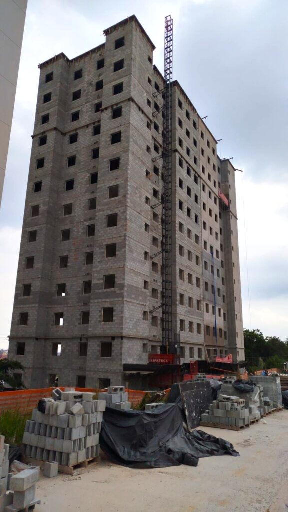 Obra do Modena MBigucci em Fevereiro 2026
