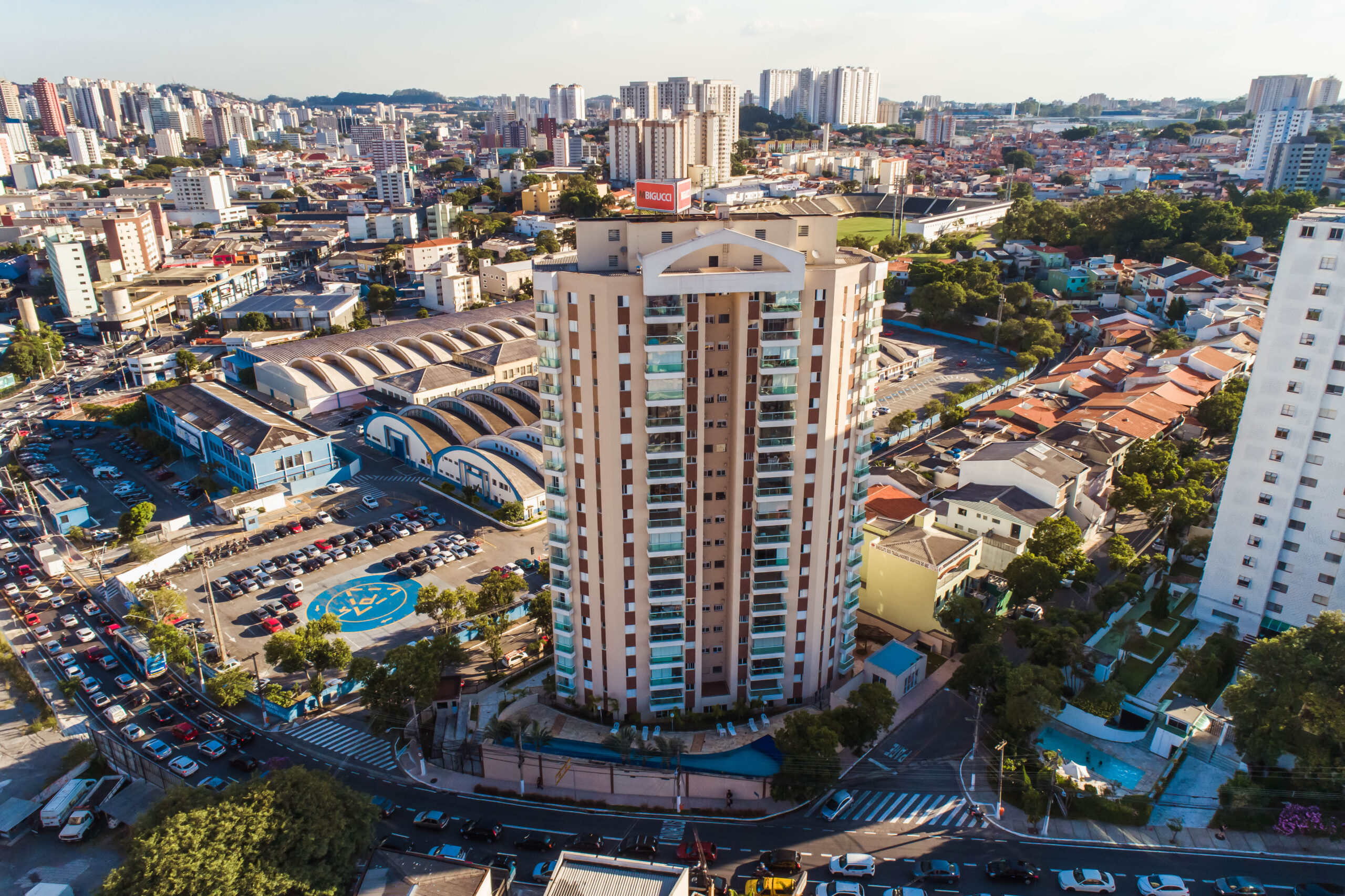Fachada do Maximus MBigucci
