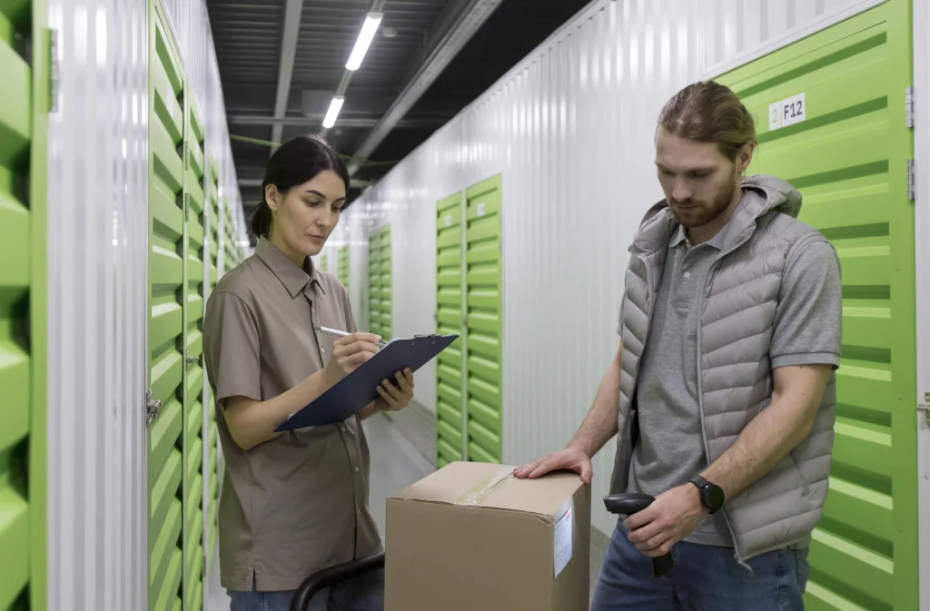 Guarda-móveis e self storage: como organizar sua mudança